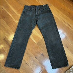 Classic Levis 501’s Button-Fly Straight Leg Olive Green Jeans. Size 33x32